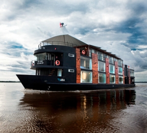 Отель в пять звезд на реке Амазонке